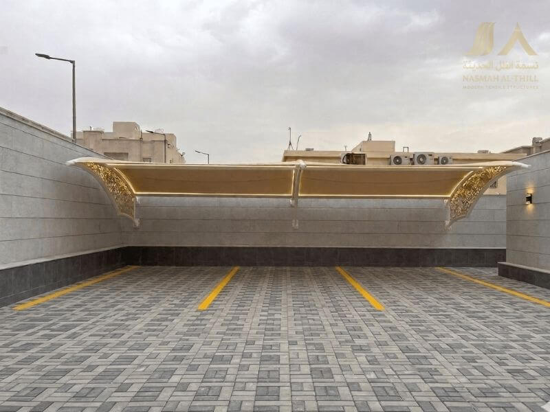 مظلات مواقف سيارات